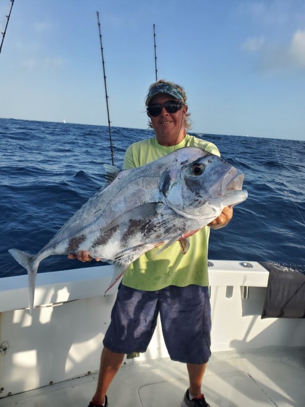 African-pompano-offshore