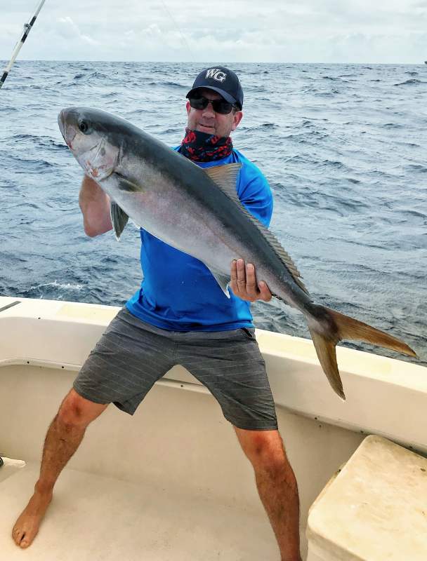 Rainbow-runner-on-the-reef